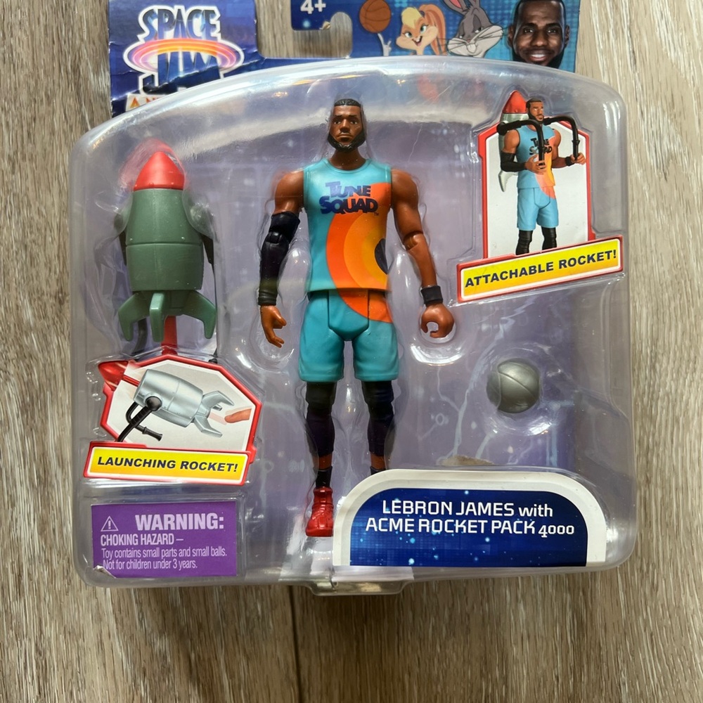 Lebron James Space Jam Tune Squad Action Figure with Rocket RARE